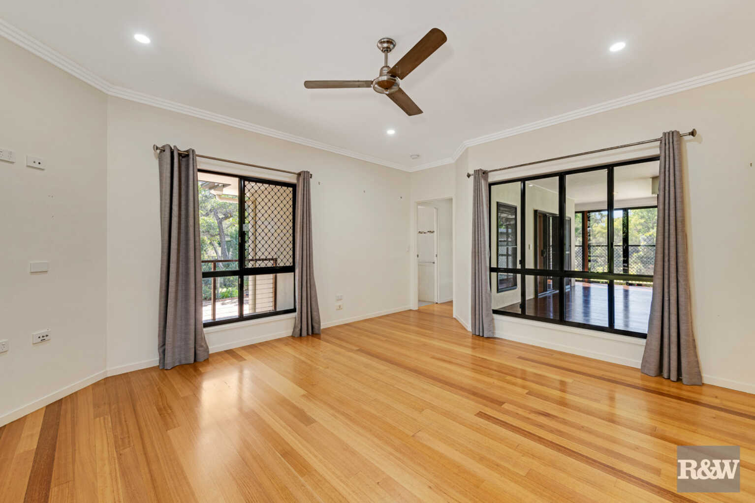 214 Murdochs Road Moore Park Beach 214 Murdochs Road Moore Park Beach