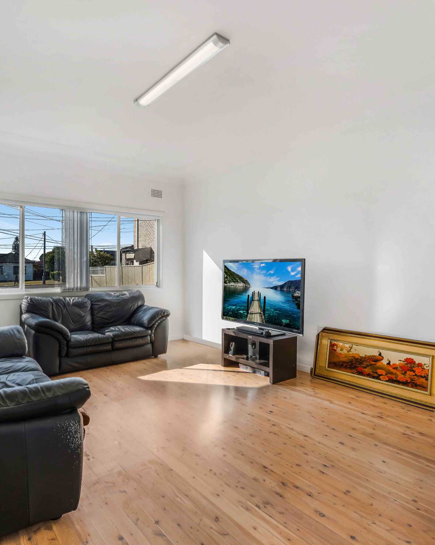 4 Arana Place Cabramatta West, West - Thumbnail 2