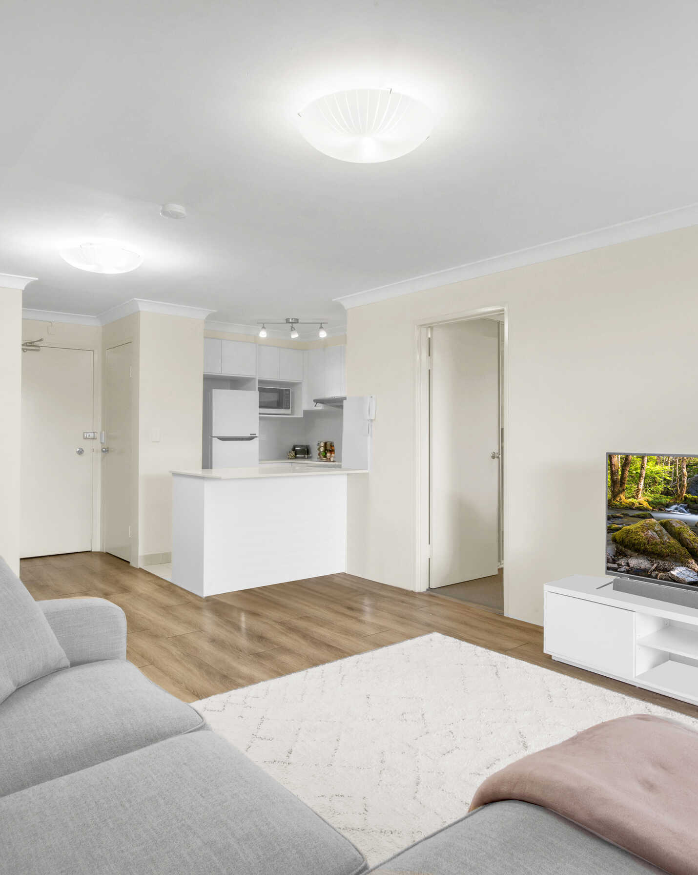 27/11-13 Fourth Avenue Blacktown, Blacktown - Thumbnail 2