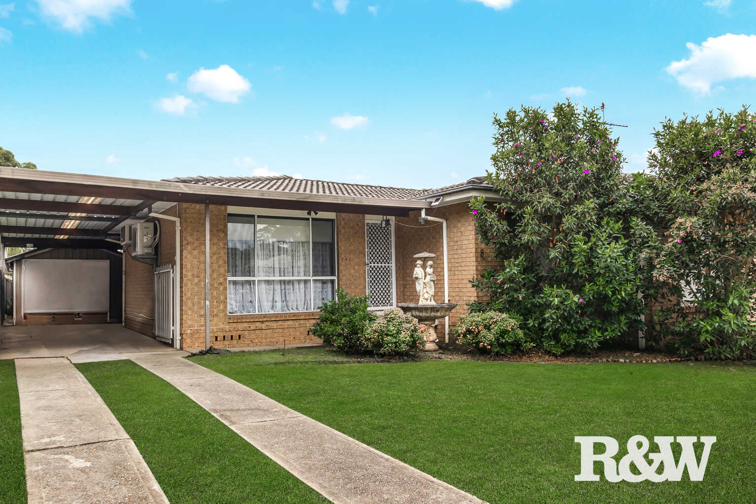 8 Olympic Place Doonside 8 Olympic Place Doonside