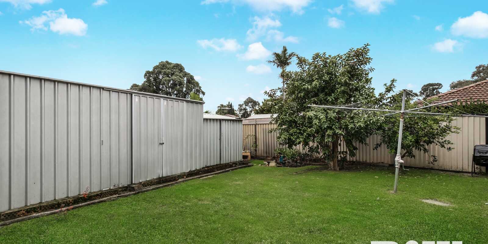 8 Olympic Place Doonside 8 Olympic Place Doonside
