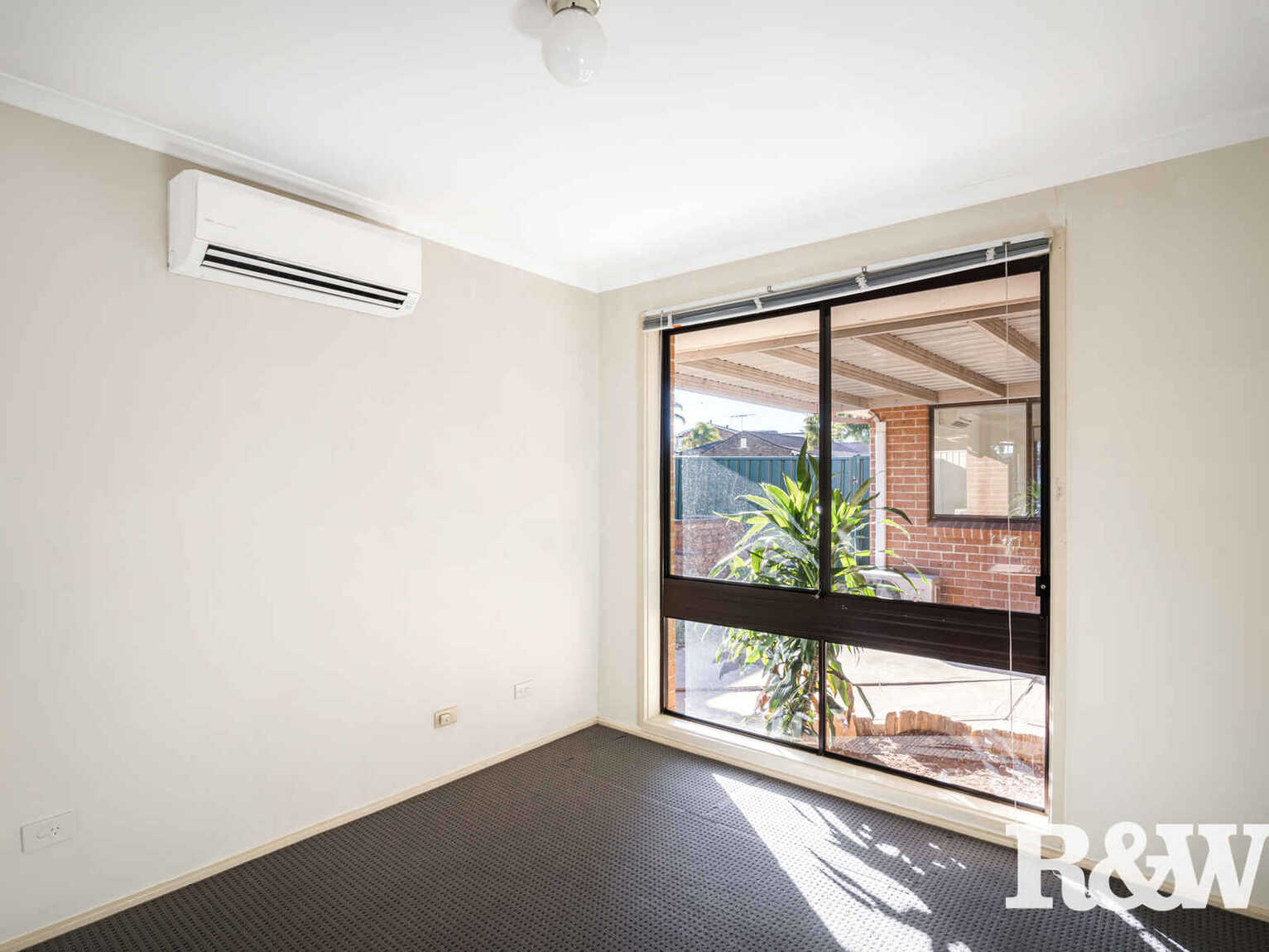 15 Grayson Street Glendenning