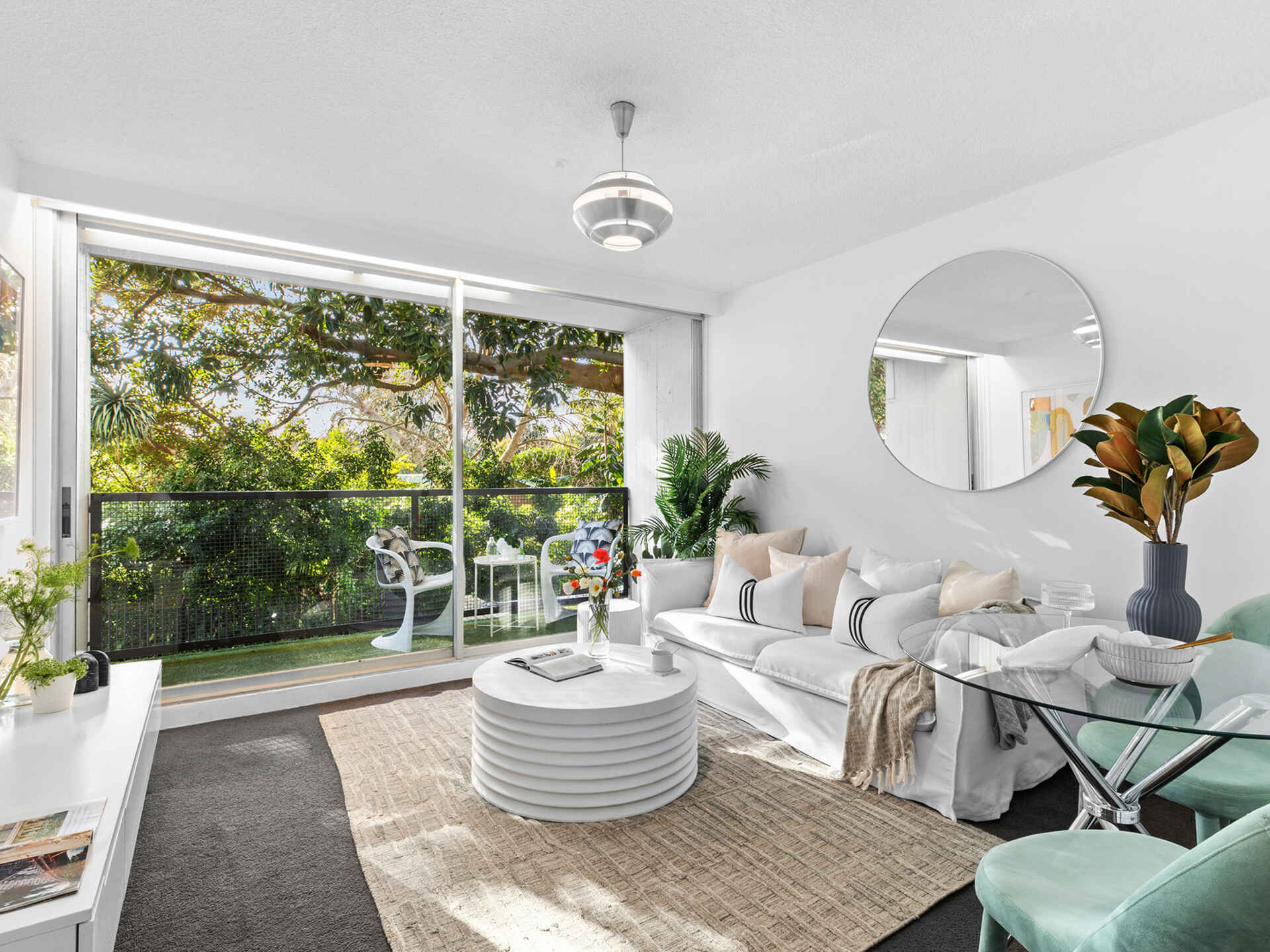 16/50-58 Roslyn Gardens Elizabeth Bay