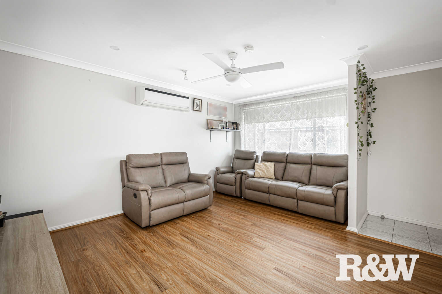 20/5A Edith Street Kingswood