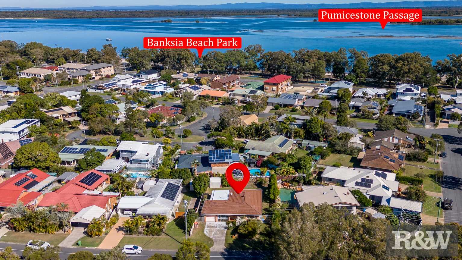 15 Endeavour Drive Banksia Beach 15 Endeavour Drive Banksia Beach
