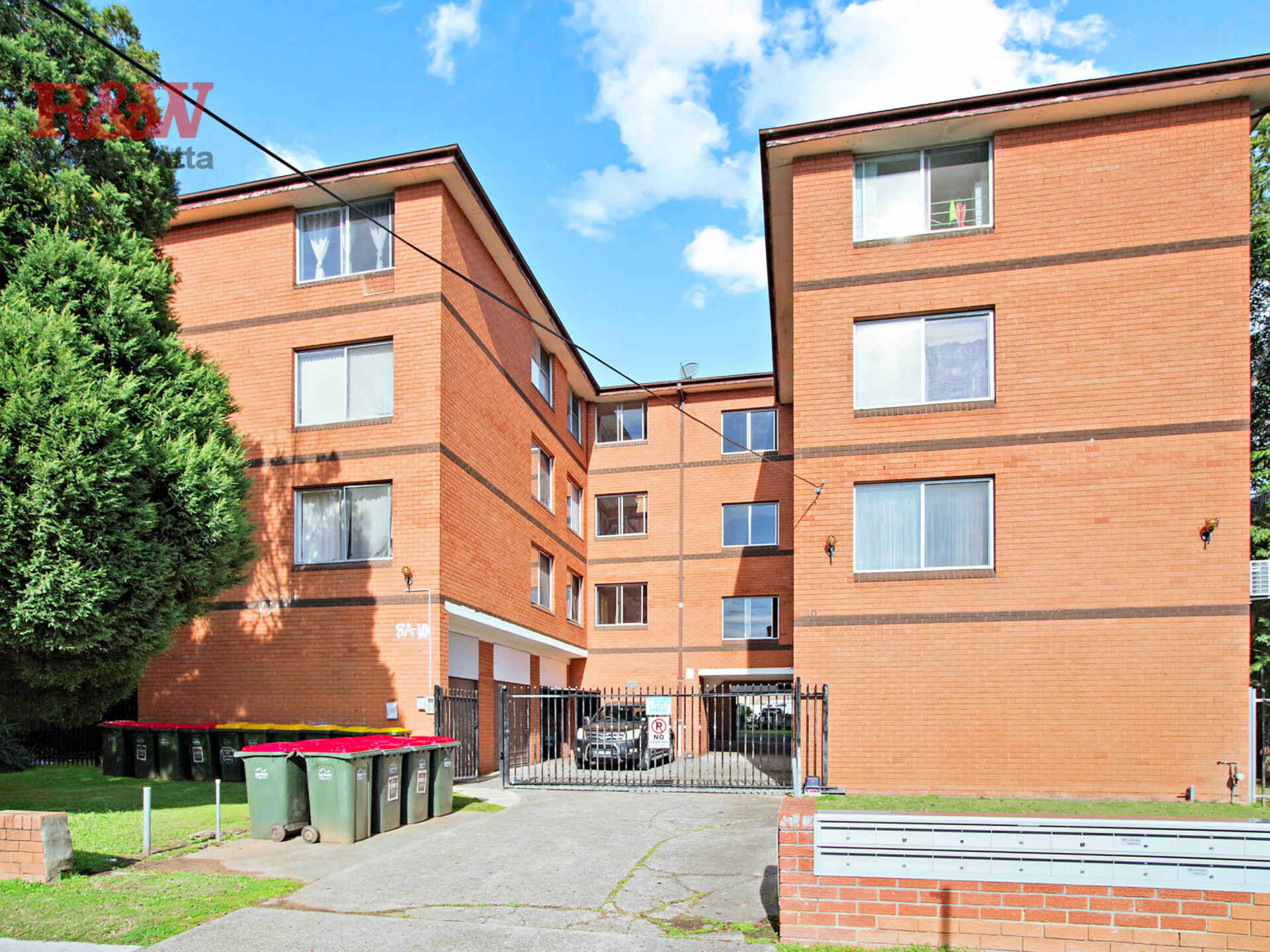 14/8A-10 Fisher Street, Cabramatta