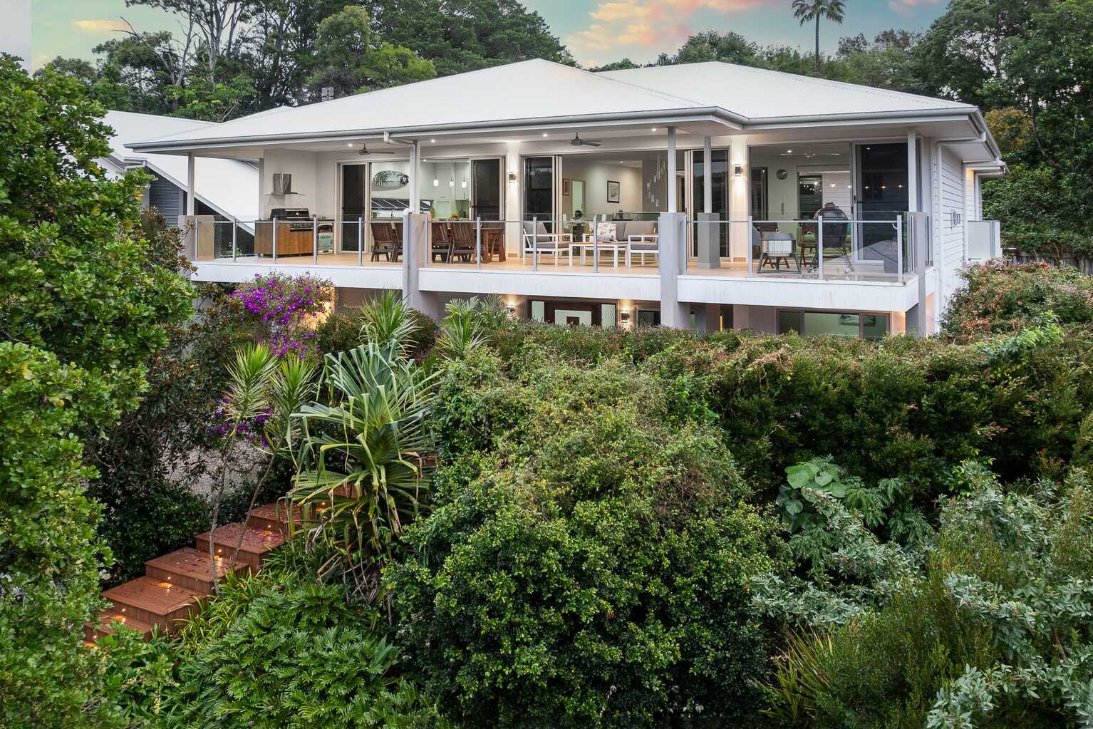 46 Vantage Drive Yaroomba 46 Vantage Drive Yaroomba