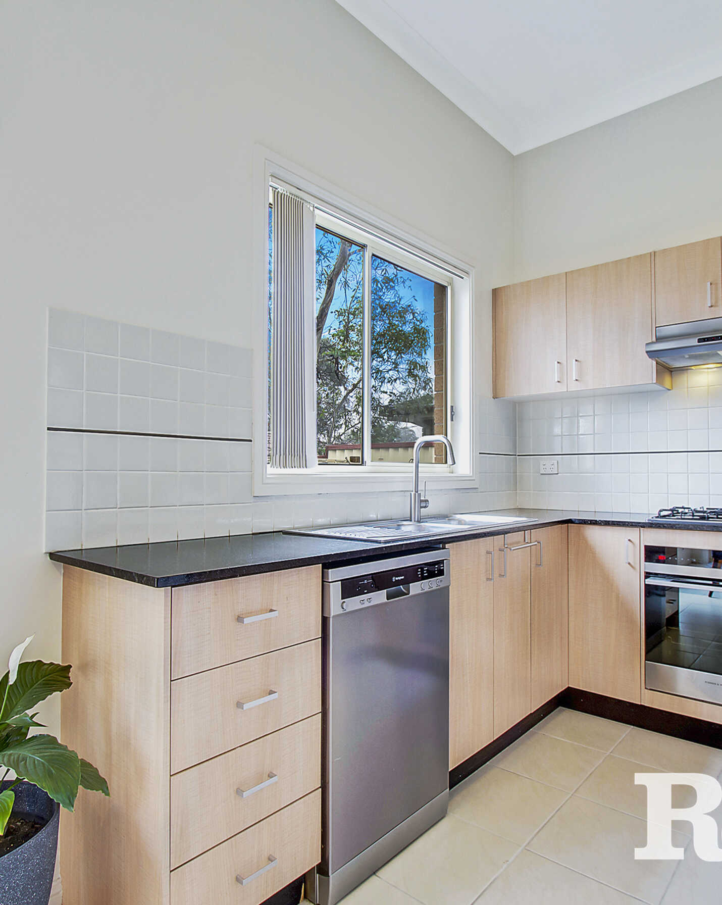 3B Brussels Crescent Rooty Hill, Hill - Thumbnail 2