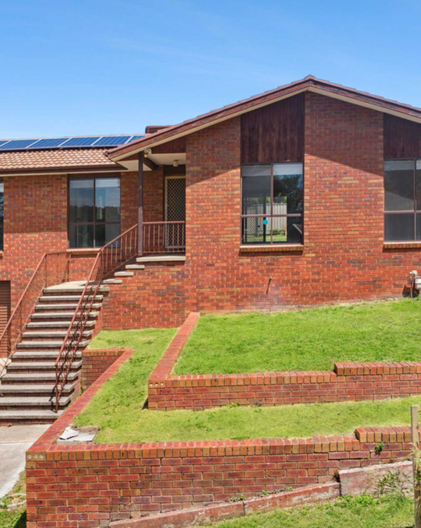 3 Cantle Place Karabar Queanbeyan, Queanbeyan - Image 1
