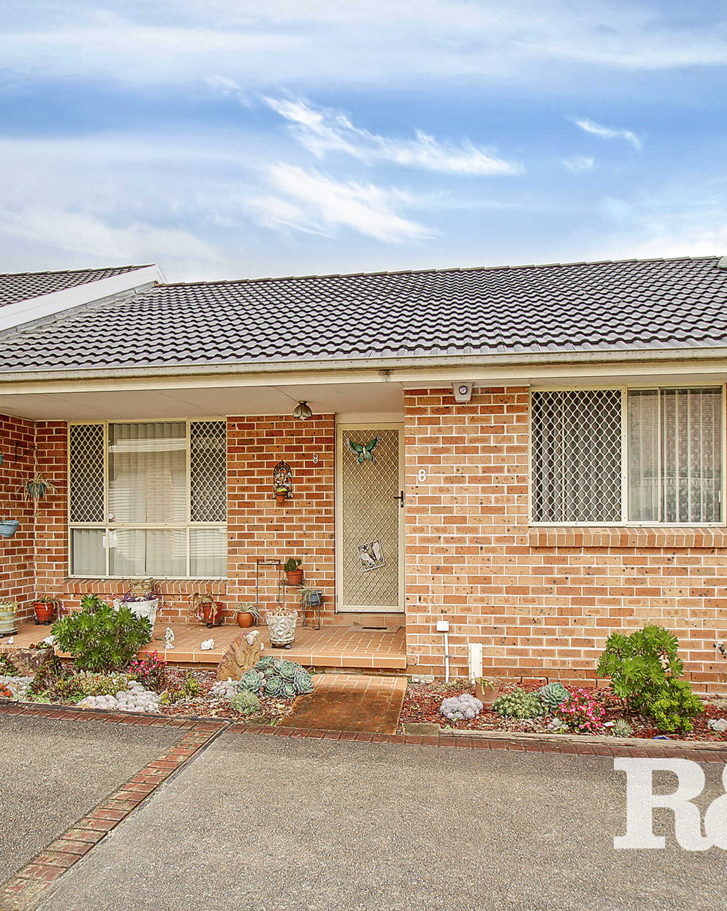 8/12 O'Brien Street Mount Druitt