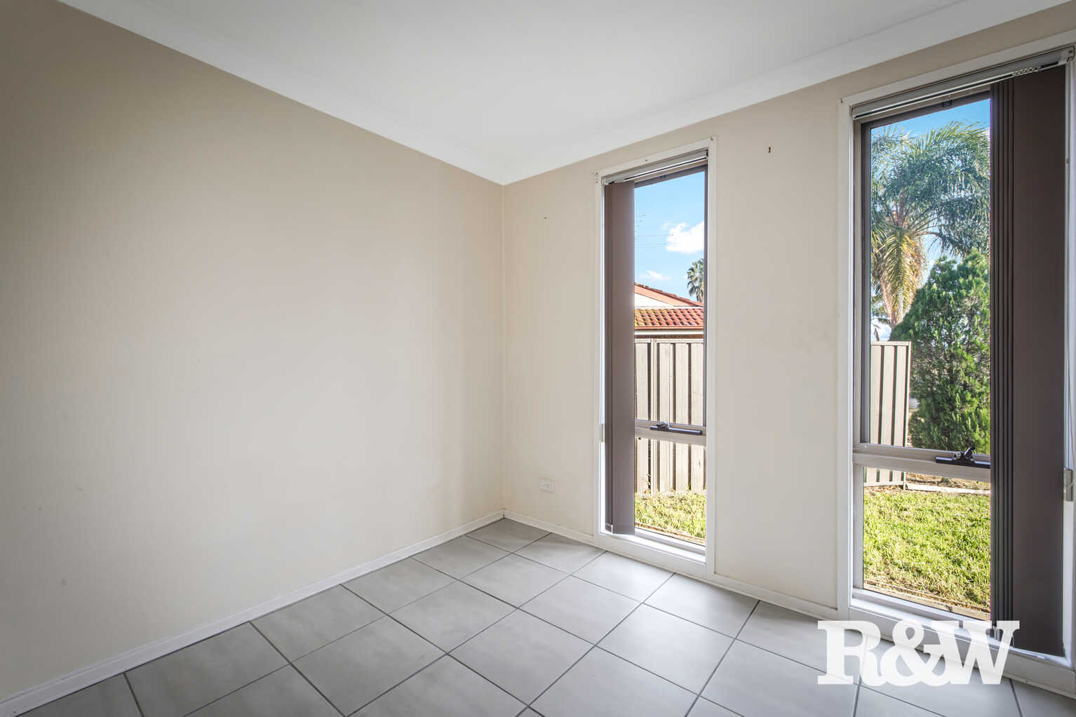 13A Harrier Place Claremont Meadows 13A Harrier Place Claremont Meadows