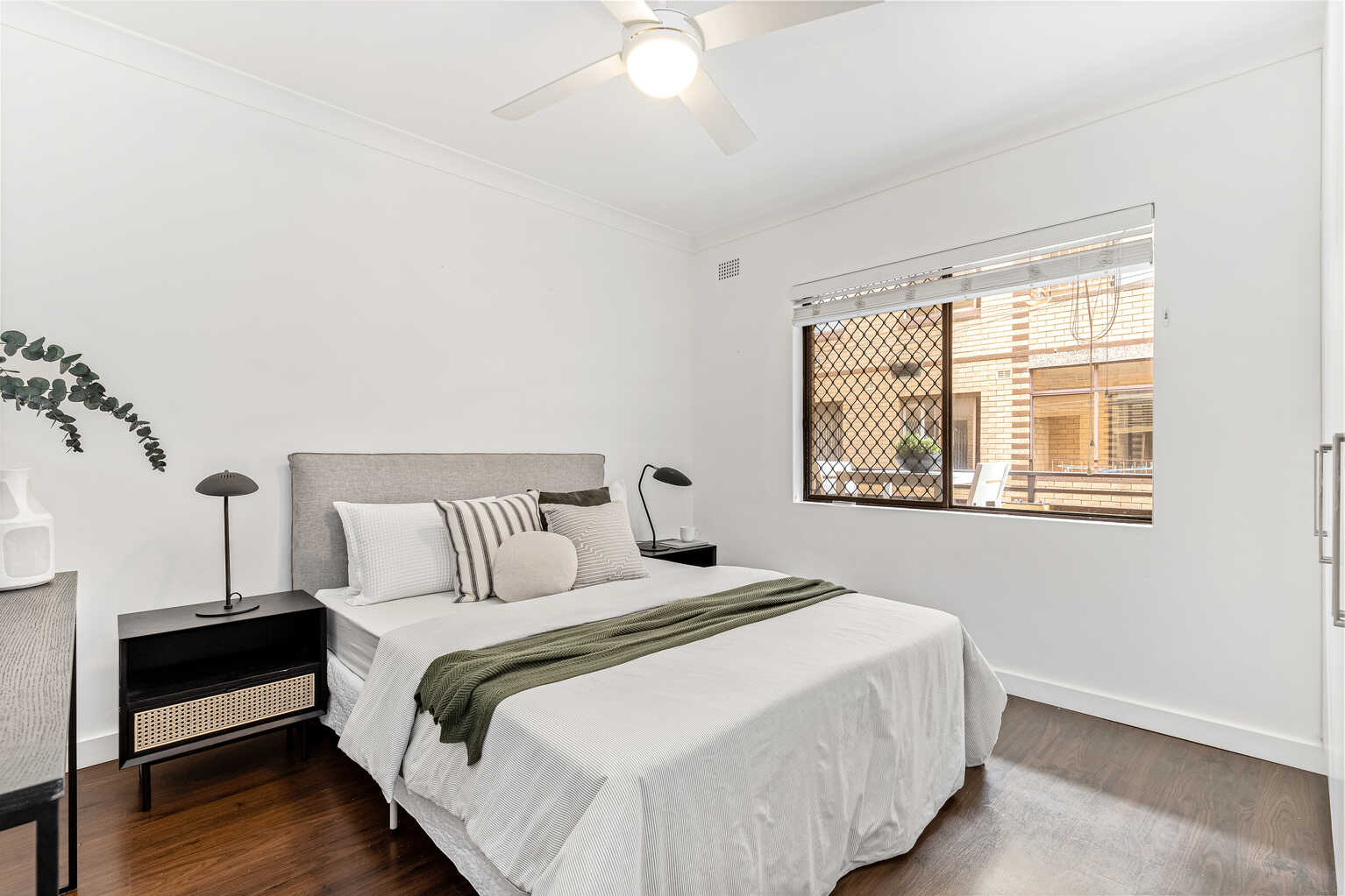 2/24-26 GLEN STREET Marrickville