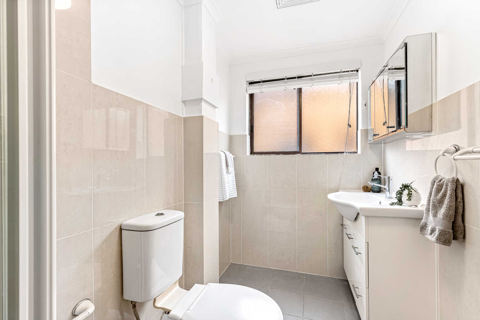 2/24-26 GLEN STREET Marrickville