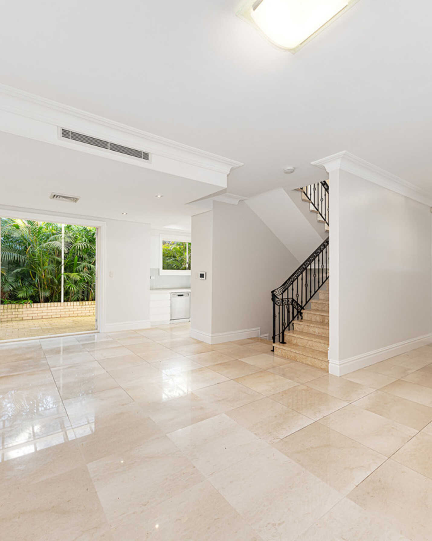 3/2 Cleland Road Artarmon, Artarmon - Thumbnail 2
