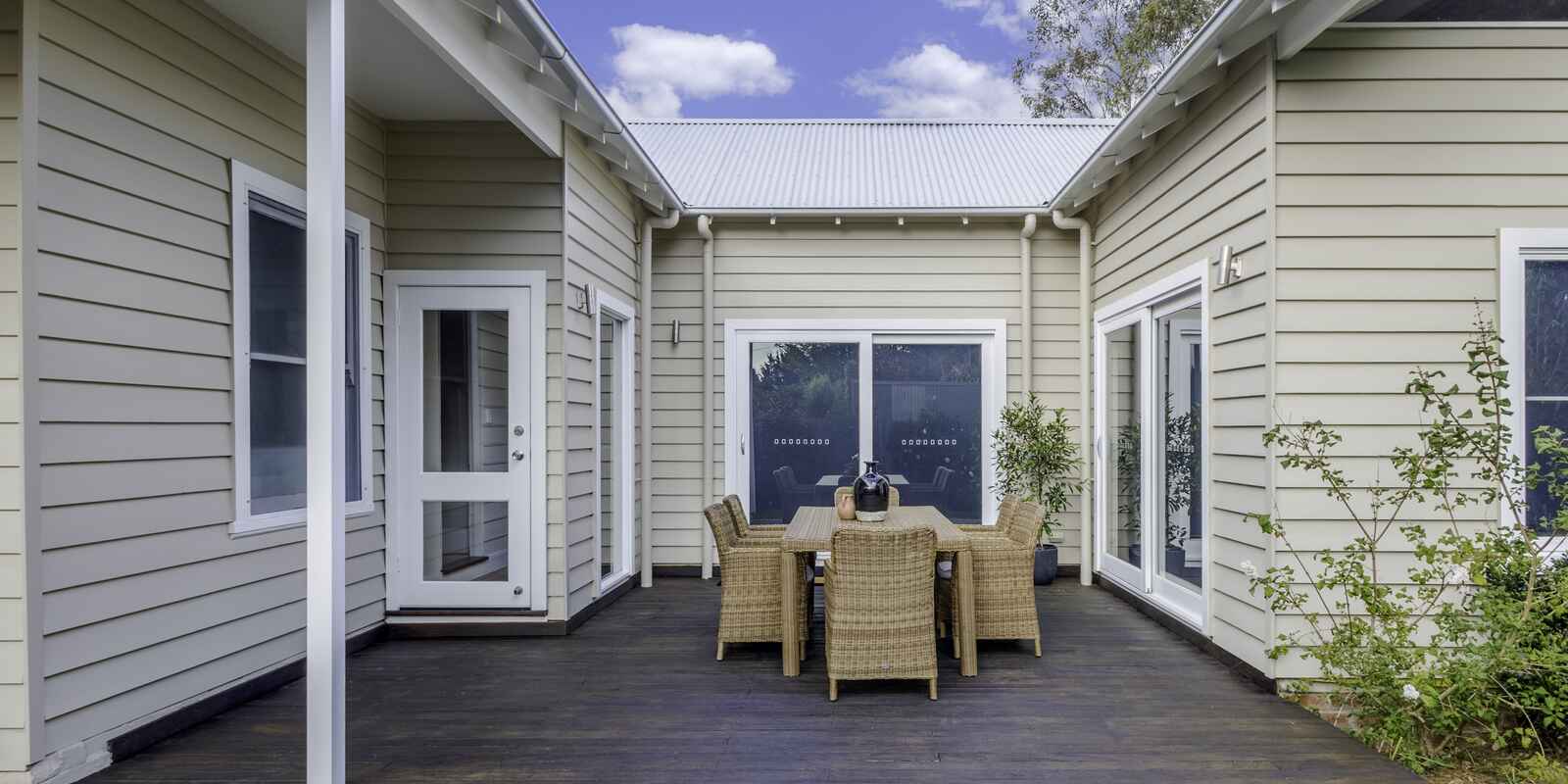 150 Hat Hill Road Blackheath 150 Hat Hill Road Blackheath