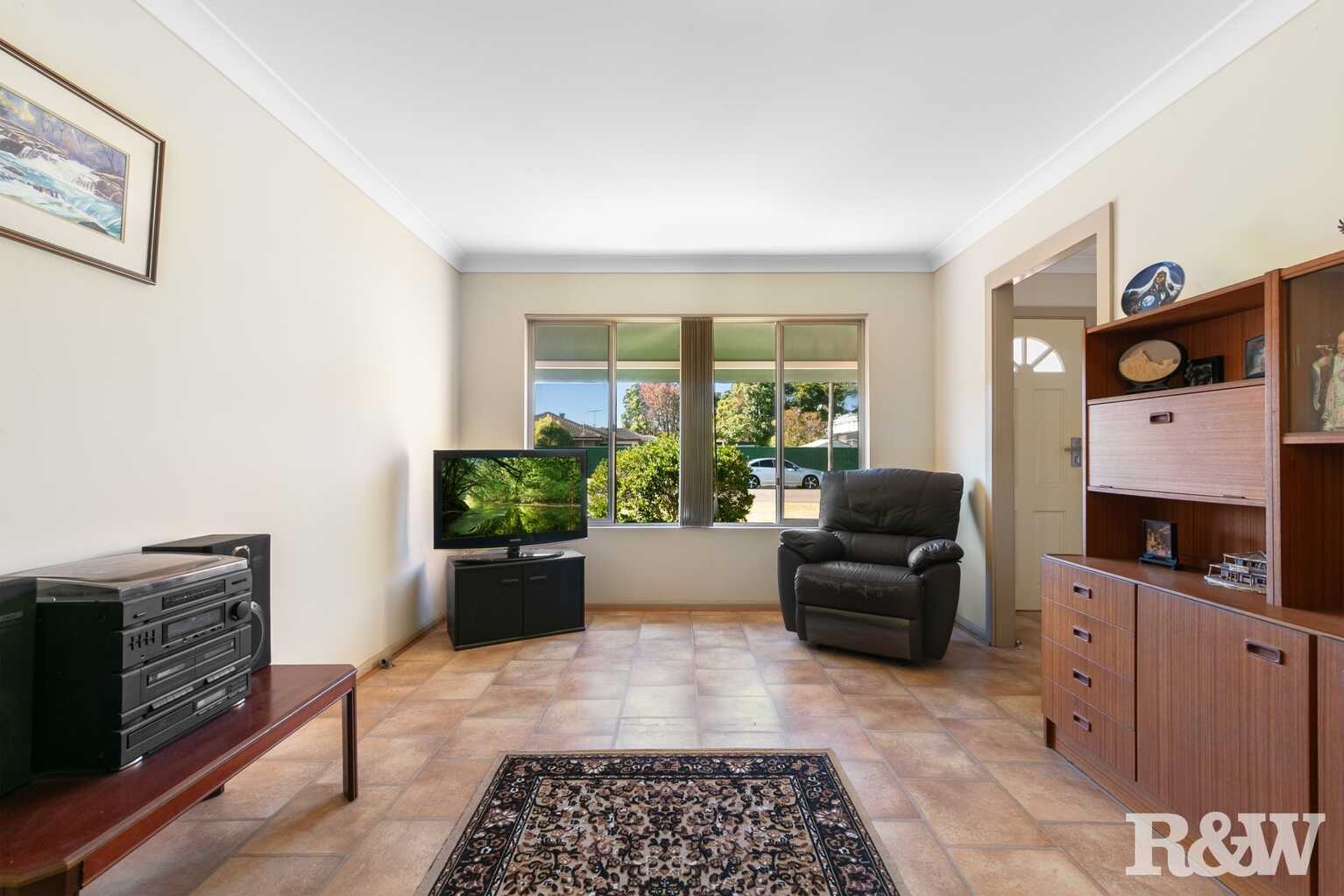4 Swagman Crescent Woy Woy 4 Swagman Crescent Woy Woy
