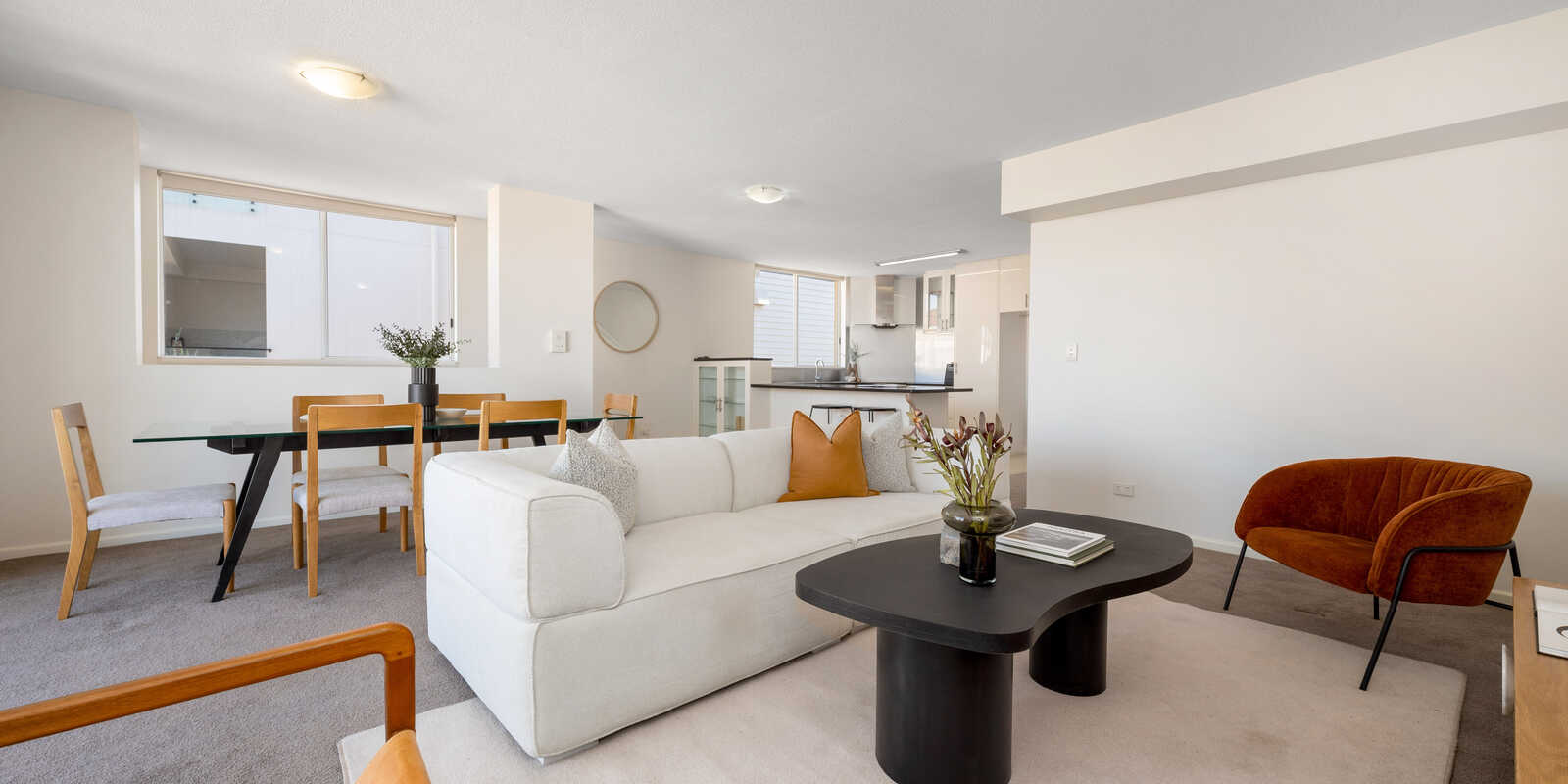 24/17 Whyenbah Street Hamilton 24/17 Whyenbah Street Hamilton