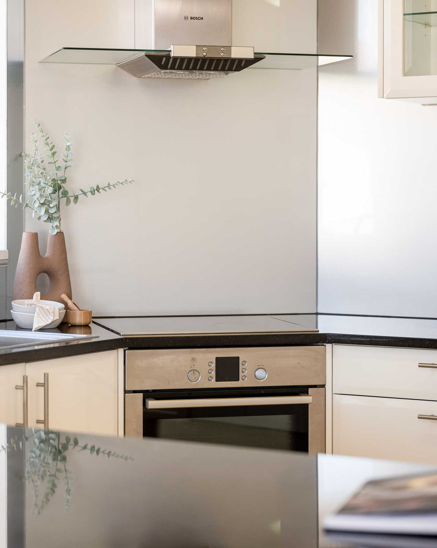 24/17 Whyenbah Street Hamilton, Hamilton - Thumbnail 5
