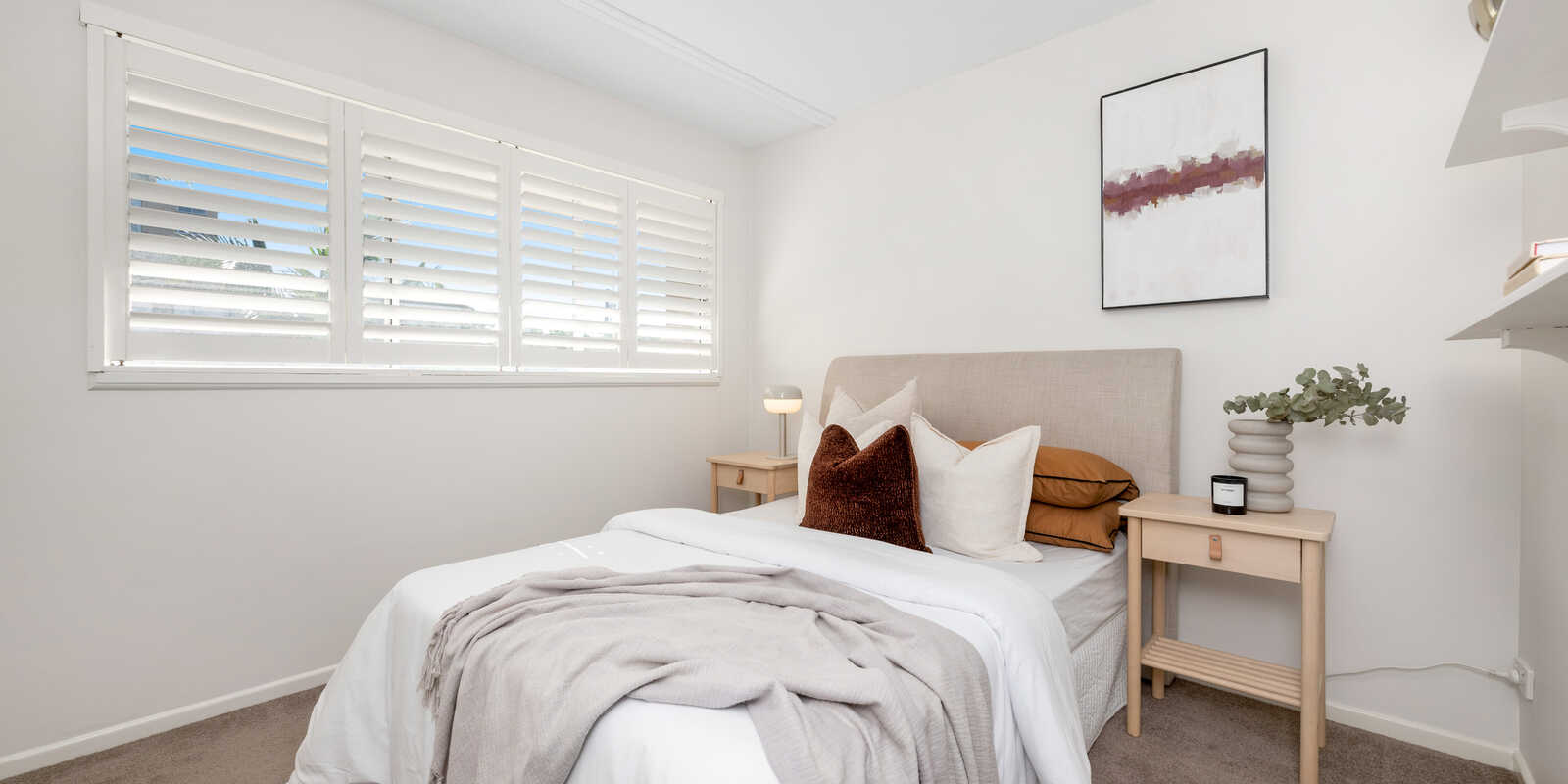 24/17 Whyenbah Street Hamilton 24/17 Whyenbah Street Hamilton