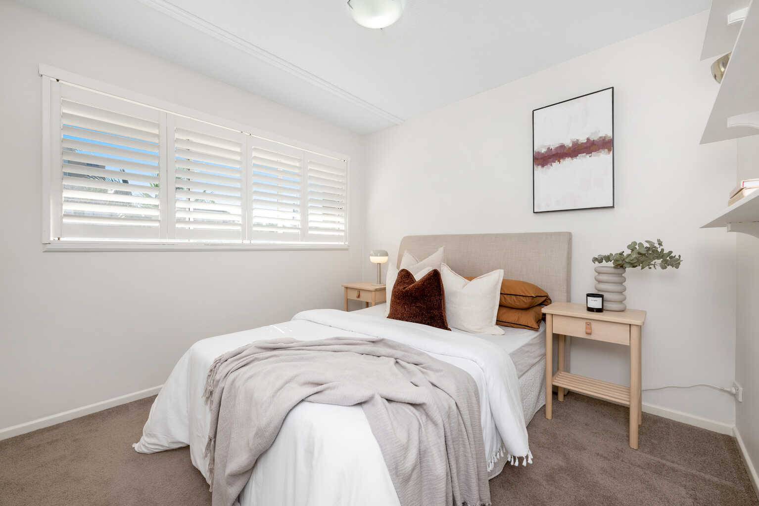 24/17 Whyenbah Street Hamilton 24/17 Whyenbah Street Hamilton