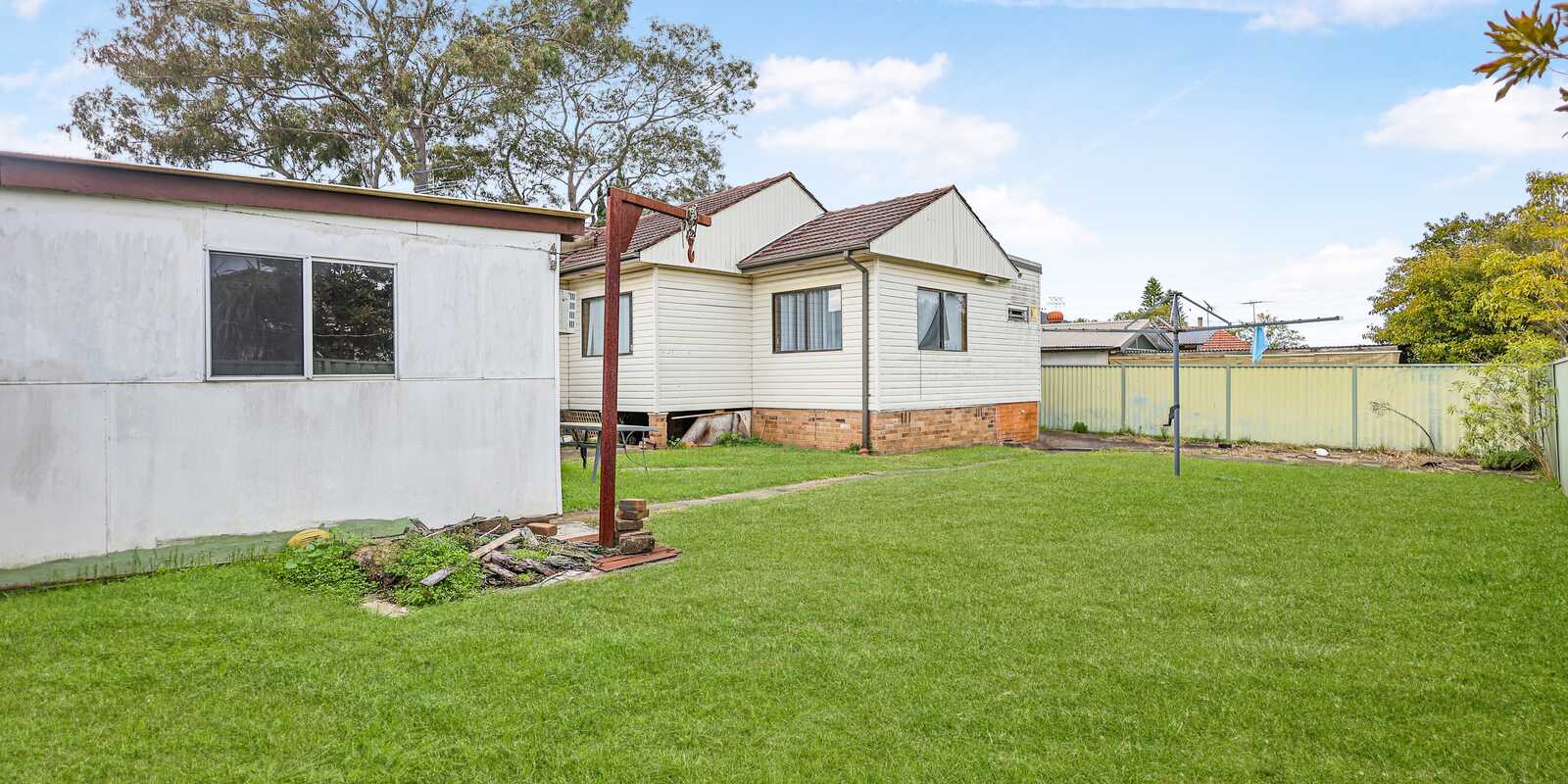 4 Taworri Street Doonside 4 Taworri Street Doonside