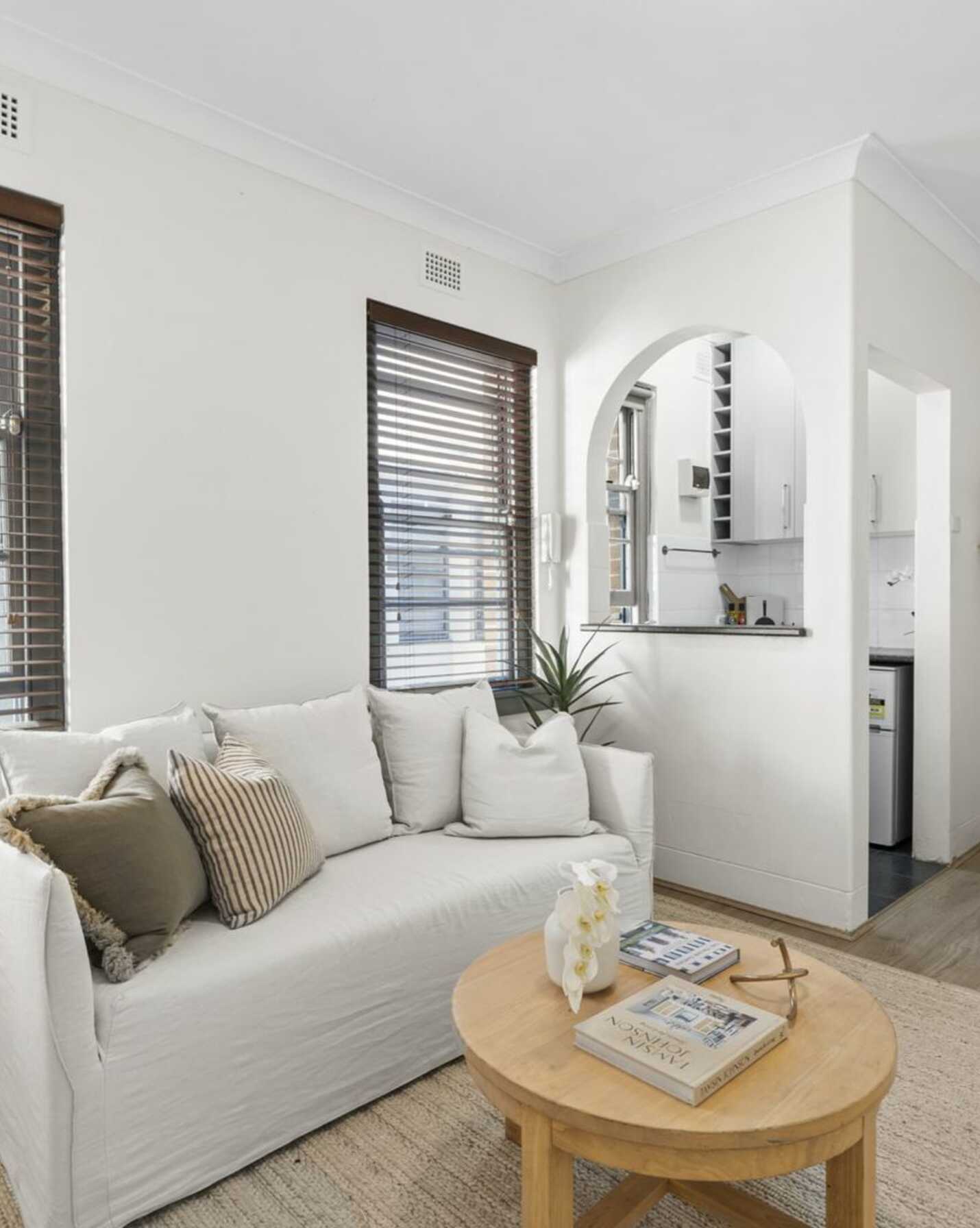 13/103 Cathedral Street Woolloomooloo, Woolloomooloo - Image 1