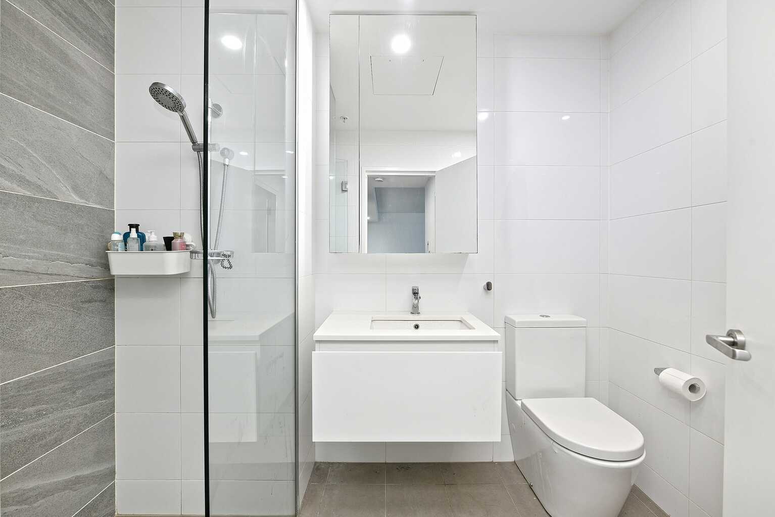 202/15 Brodie Spark Drive Wolli Creek 202/15 Brodie Spark Drive Wolli Creek