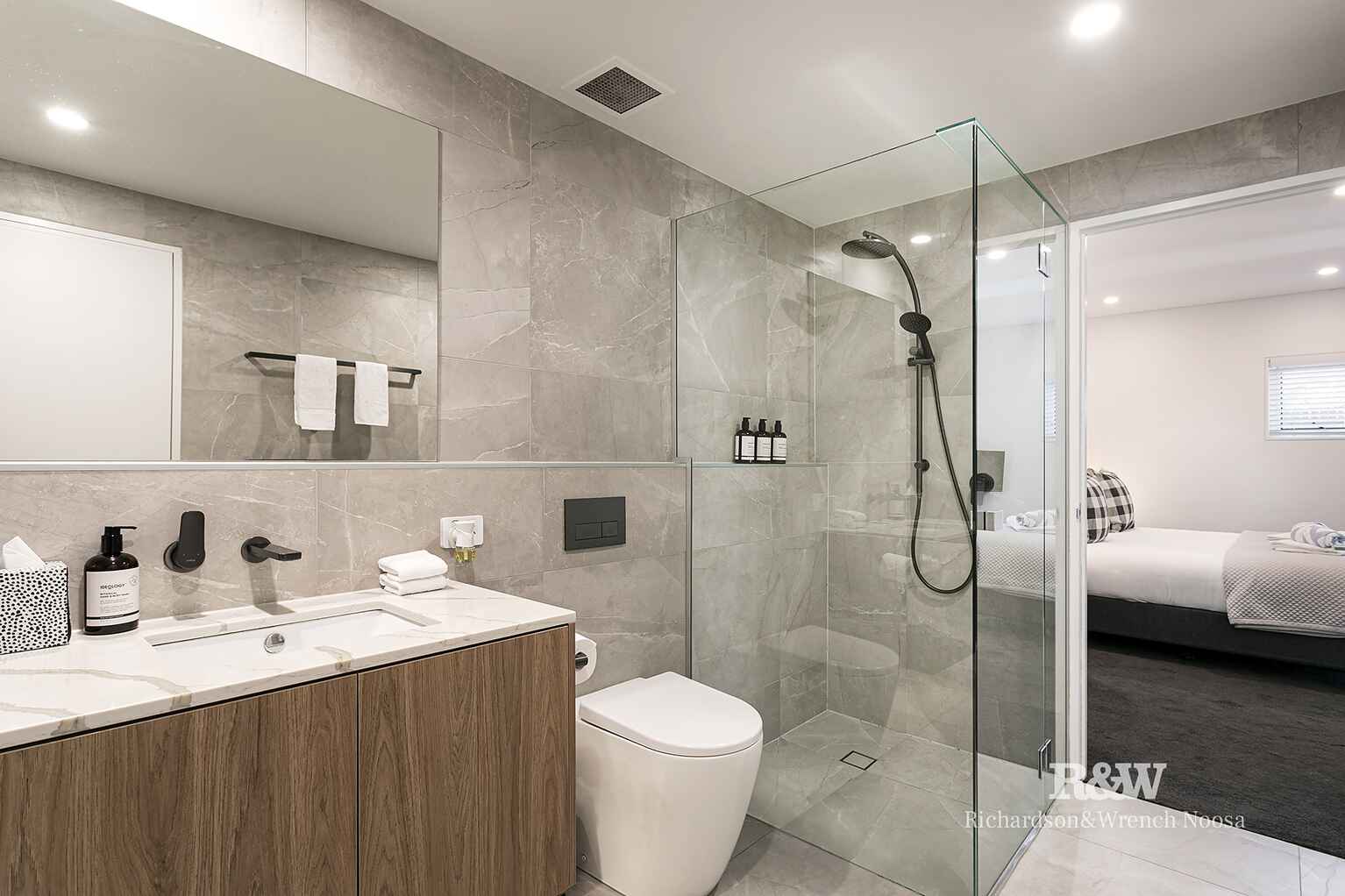 617/32 Hastings Street Noosa Heads