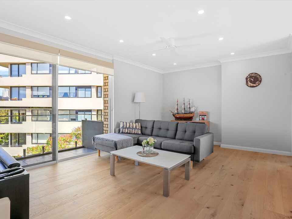 9/108 Ben Boyd Road Neutral Bay