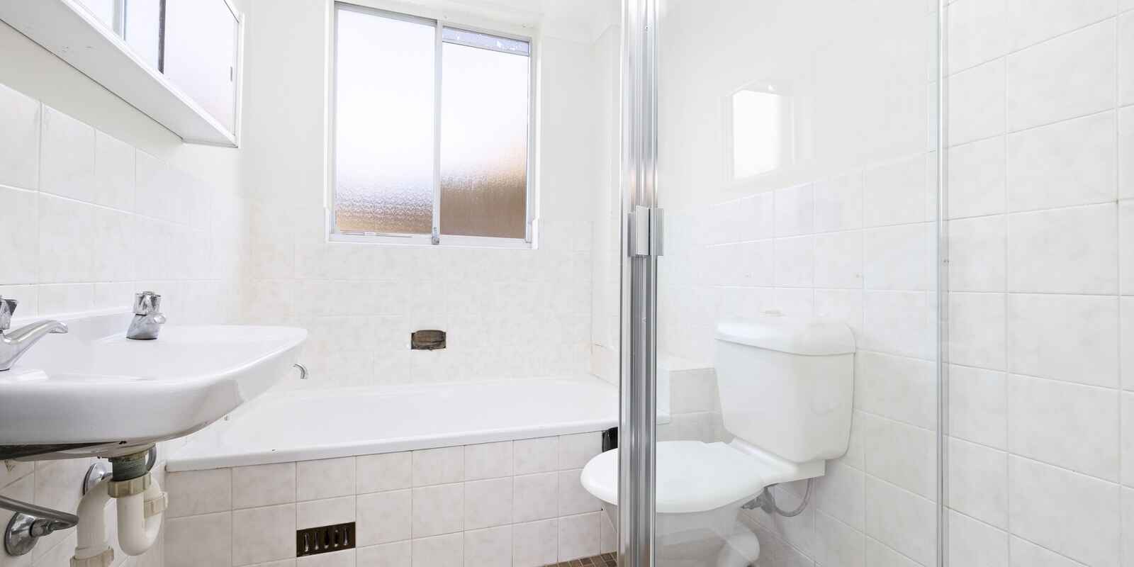 12/10 Edward Street Ryde