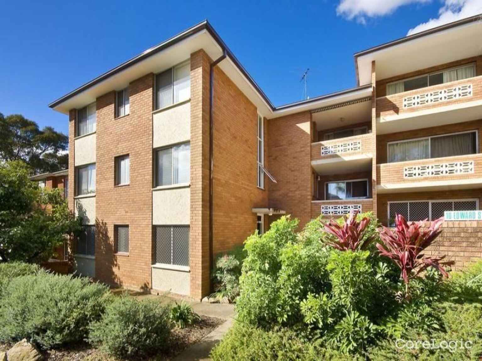 12/10 Edward Street Ryde