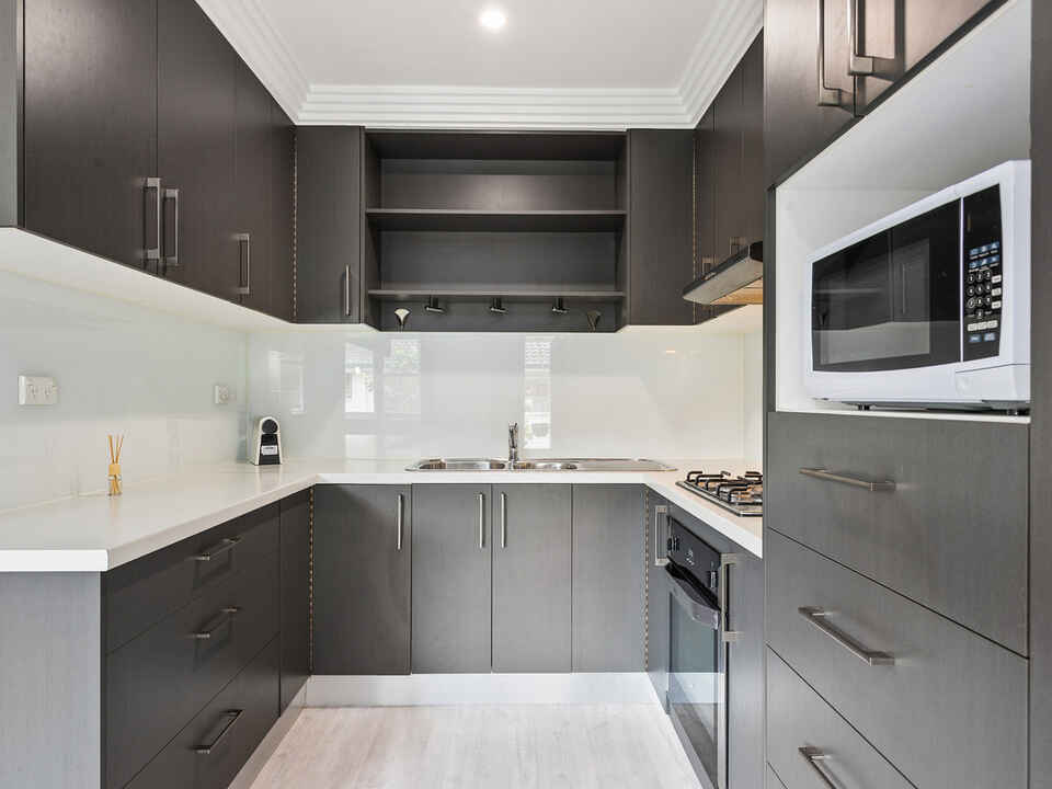 4/11 Robsons Road Keiraville