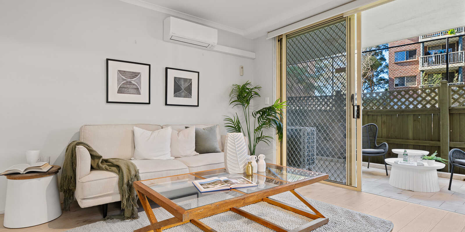 95/10 Broughton Street Canterbury