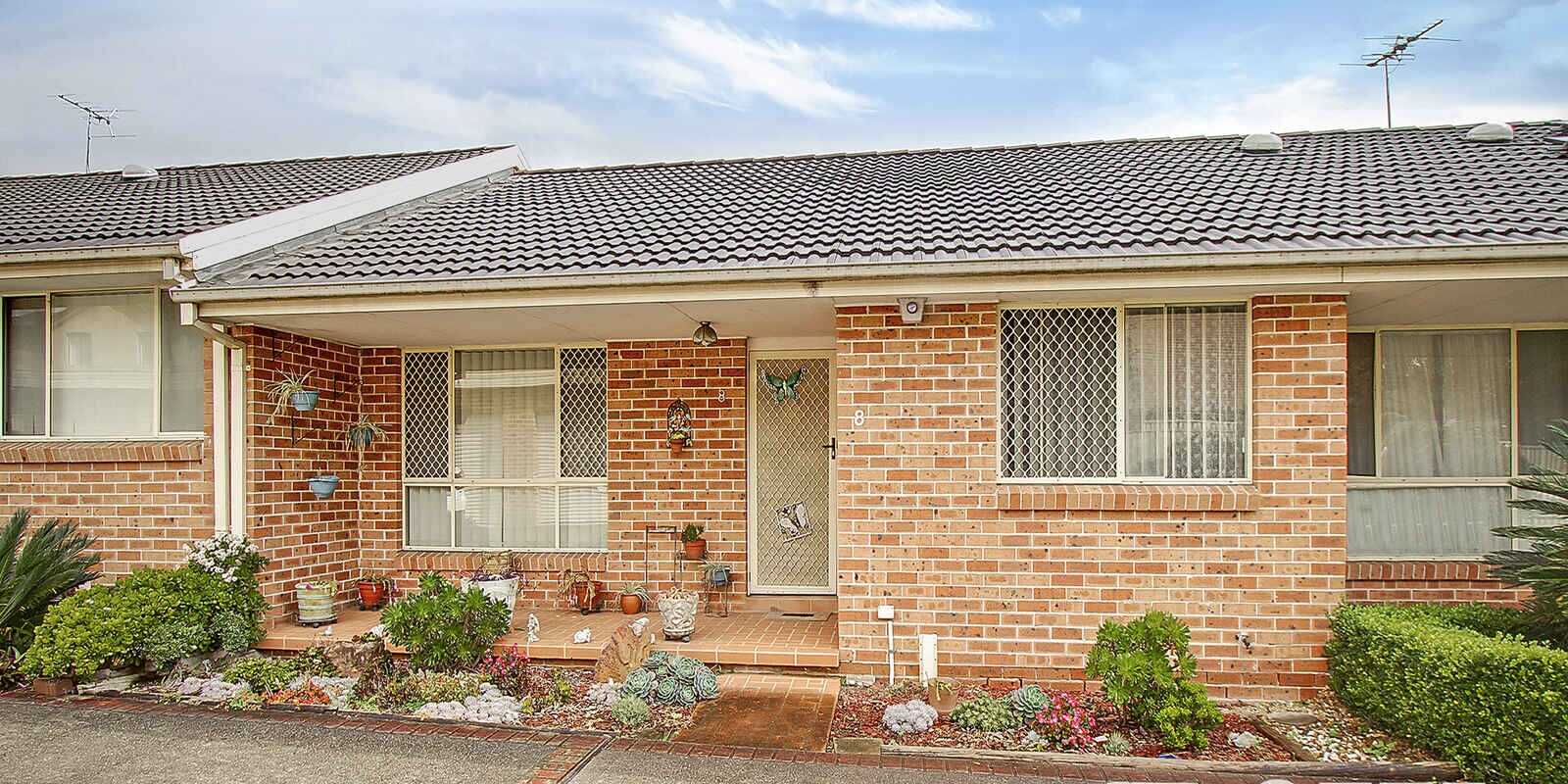 8/12 O'Brien Street Mount Druitt