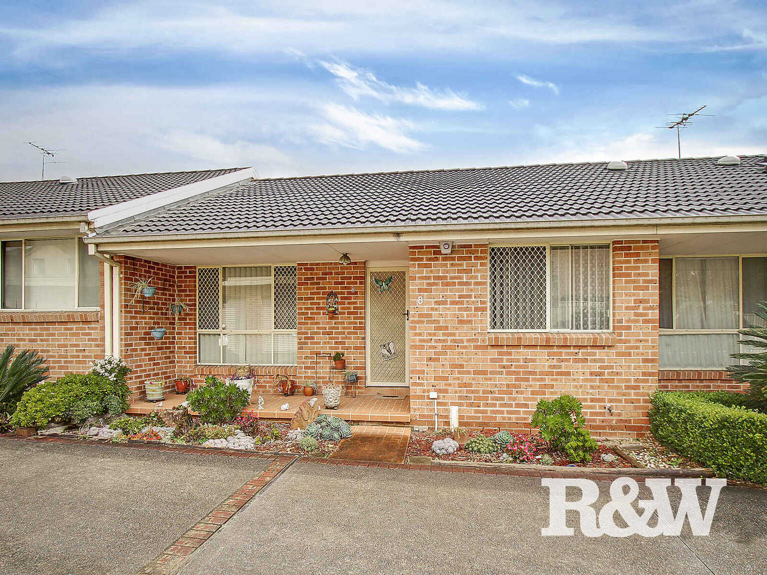 8/12 O'Brien Street Mount Druitt