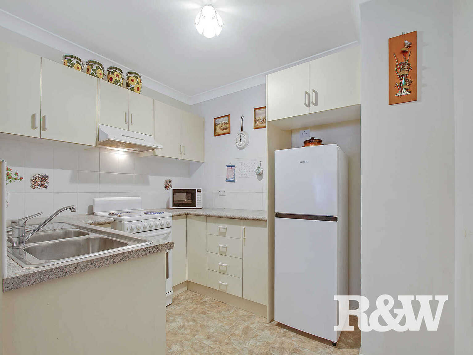 8/12 O'Brien Street Mount Druitt