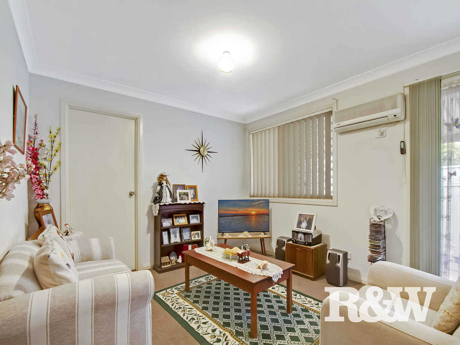 8/12 O'Brien Street Mount Druitt