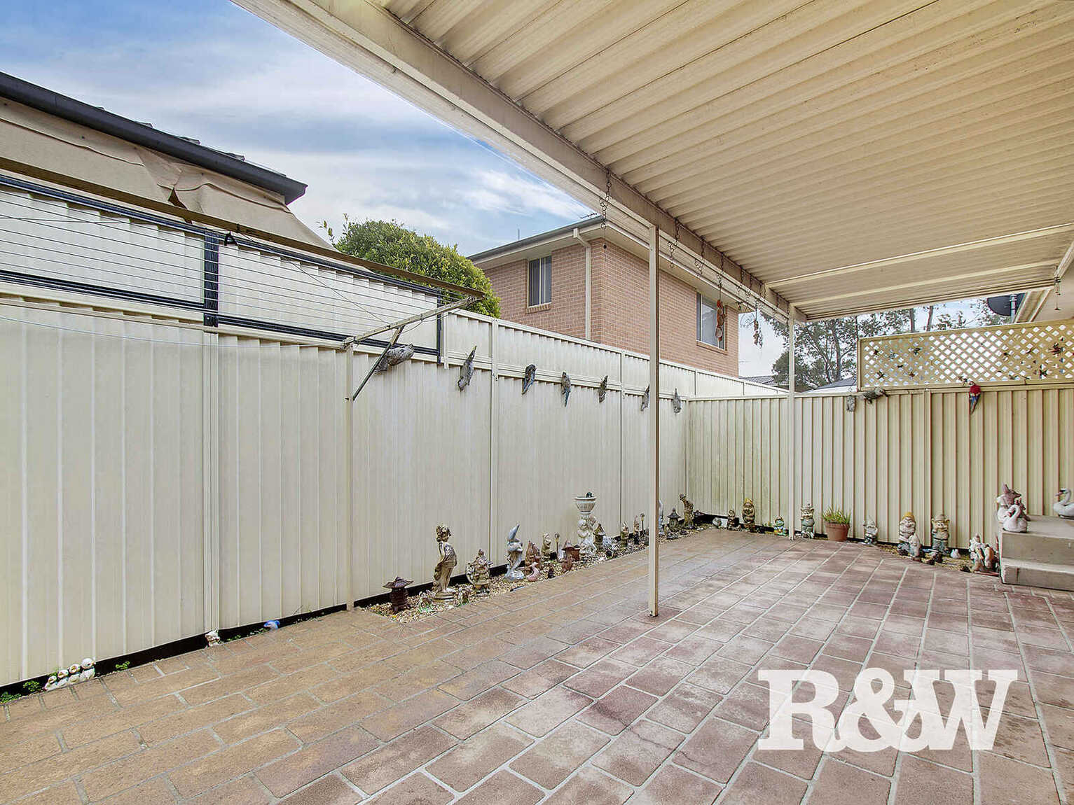 8/12 O'Brien Street Mount Druitt