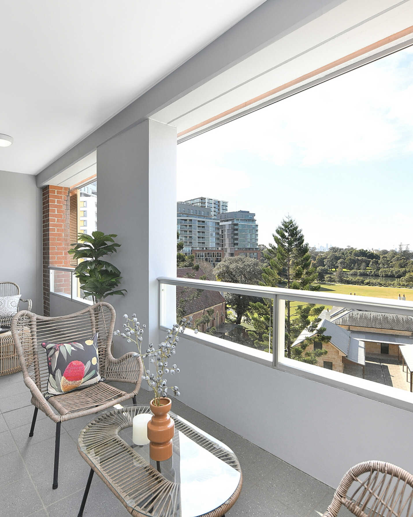 617/6 Brodie Spark Drive Wolli Creek, Creek - Thumbnail 4