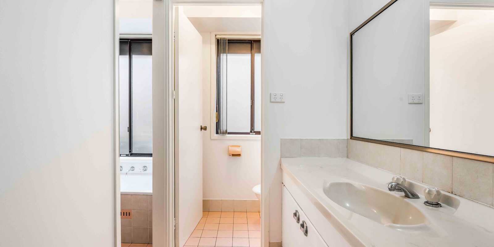 24 Mornington Place Hinchinbrook 24 Mornington Place Hinchinbrook