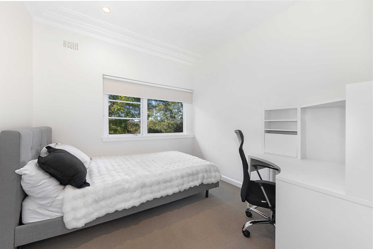 28 Morotai Crescent Castlecrag 28 Morotai Crescent Castlecrag