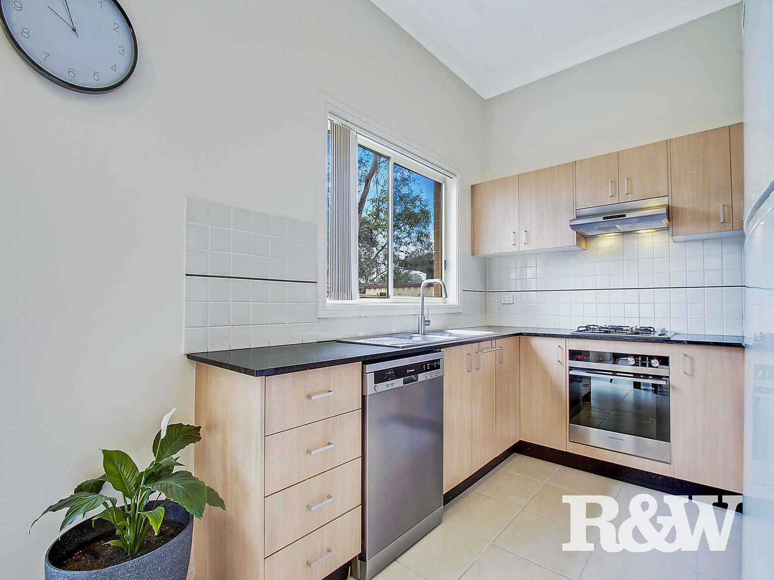 3B Brussels Crescent Rooty Hill 3B Brussels Crescent Rooty Hill