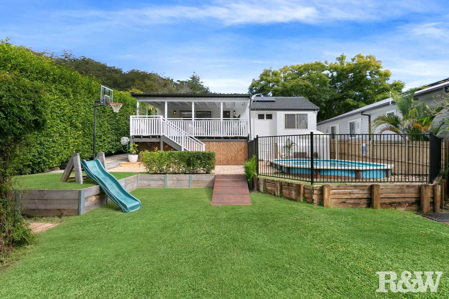18 Grace Avenue Point Clare 18 Grace Avenue Point Clare