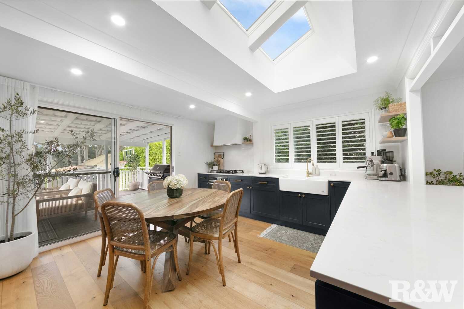 18 Grace Avenue Point Clare 18 Grace Avenue Point Clare