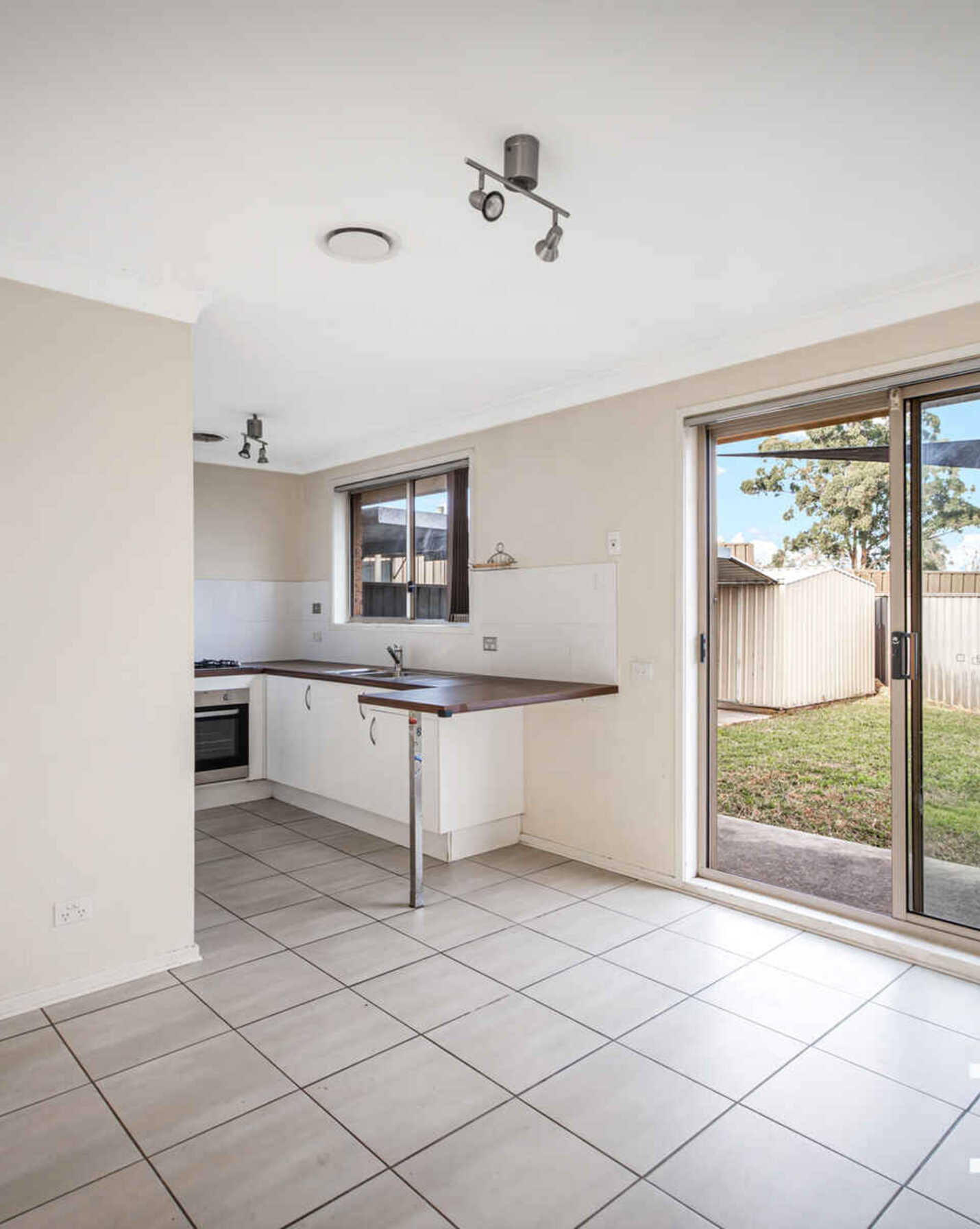 13A Harrier Place Claremont Meadows, Meadows - Thumbnail 3