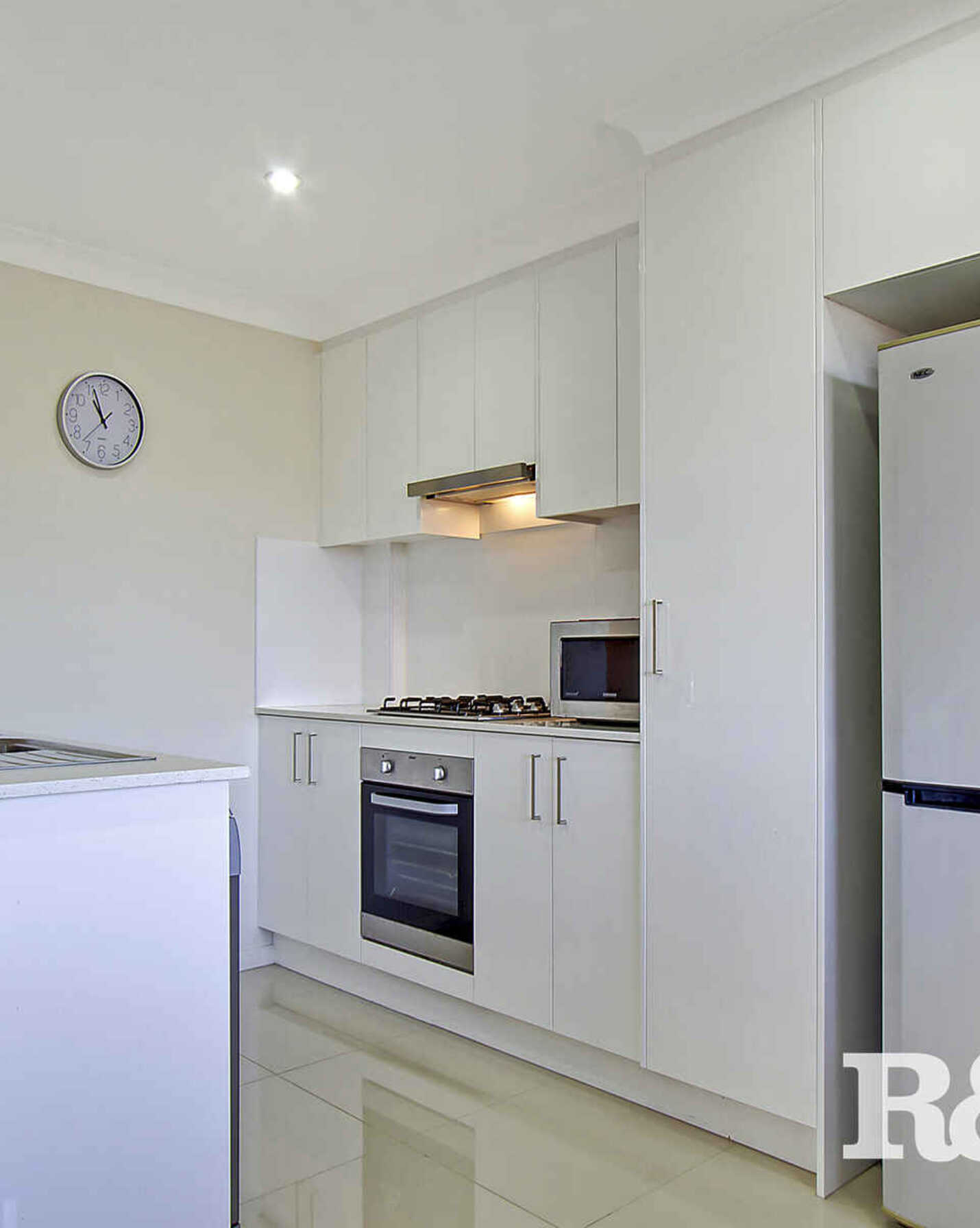 15/1 Glenmore Ridge Drive Glenmore Park, Park - Thumbnail 2