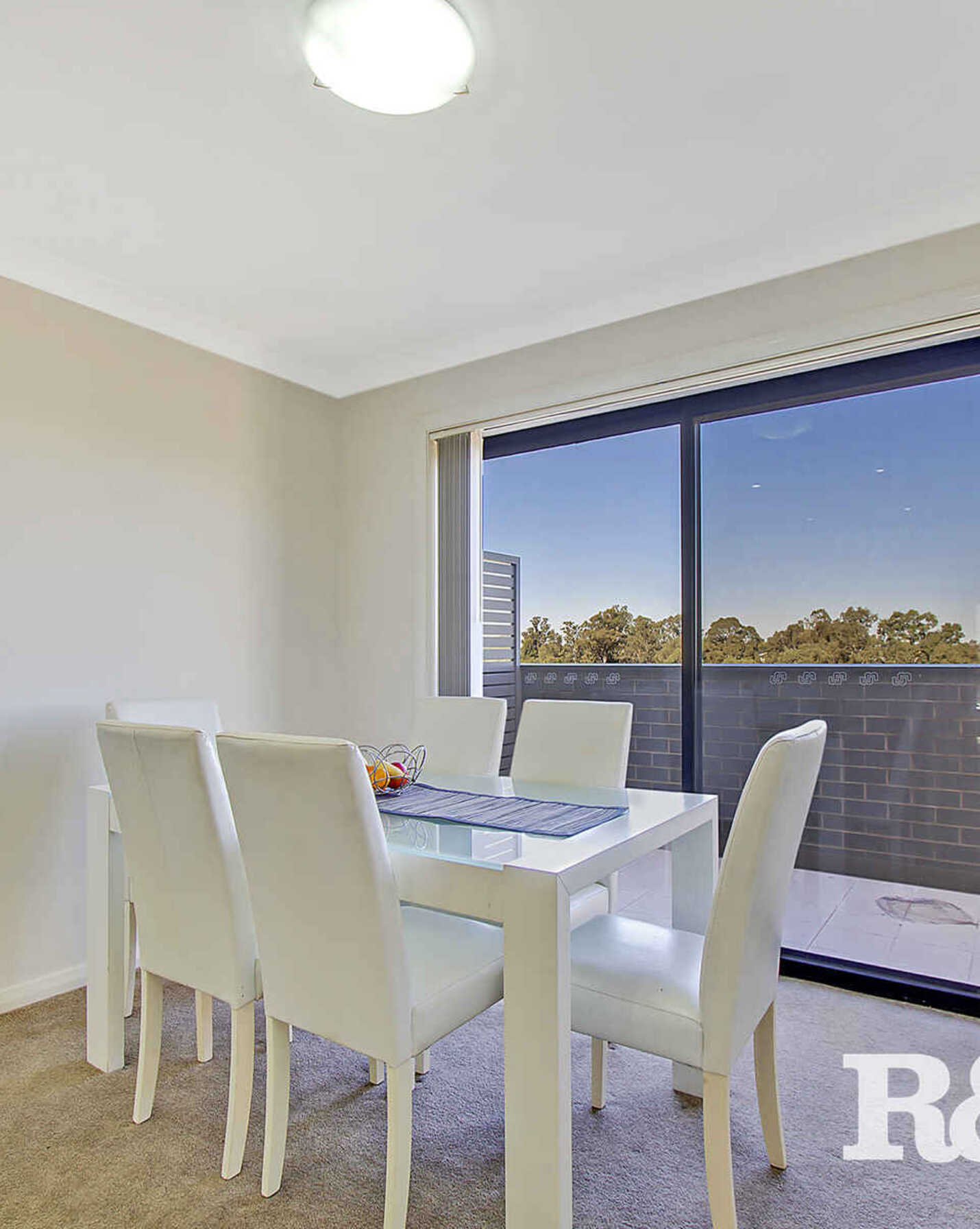 15/1 Glenmore Ridge Drive Glenmore Park, Park - Thumbnail 3