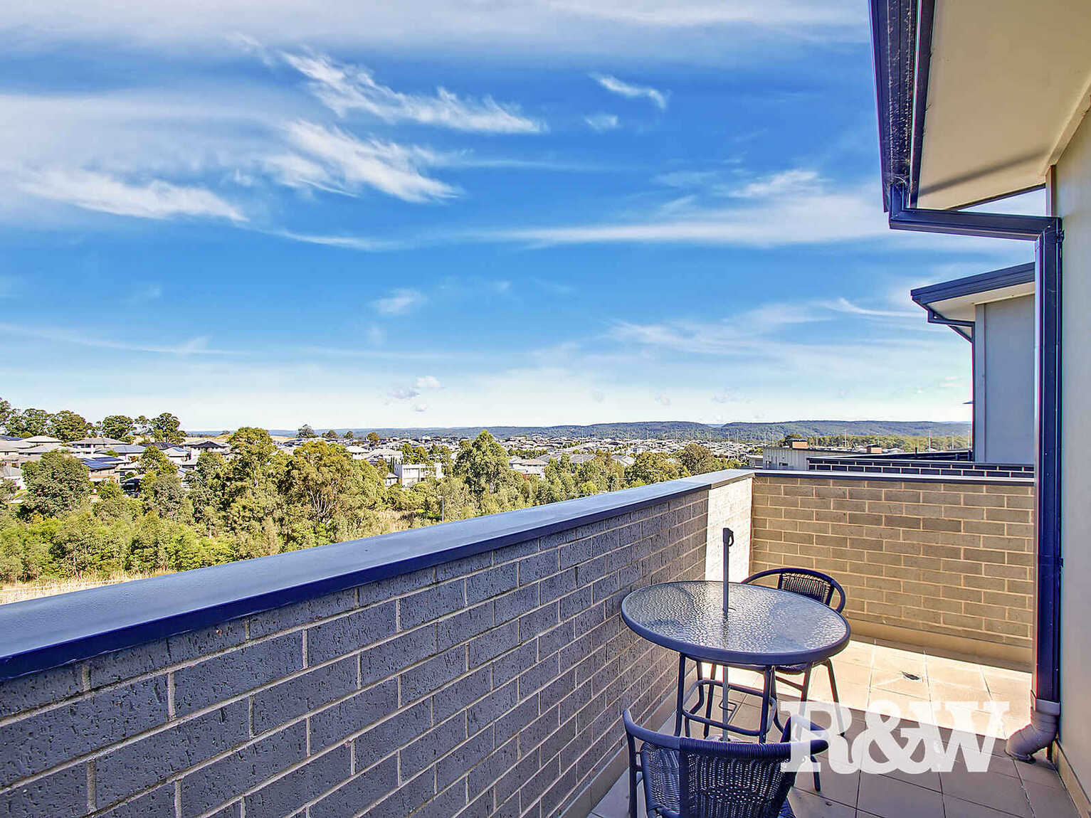 15/1 Glenmore Ridge Drive Glenmore Park 15/1 Glenmore Ridge Drive Glenmore Park