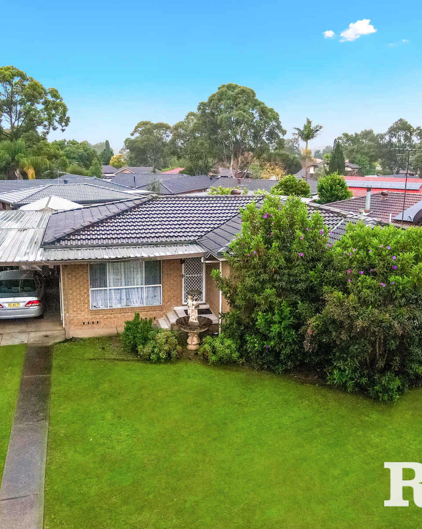 8 Olympic Place Doonside, Doonside - Image 1