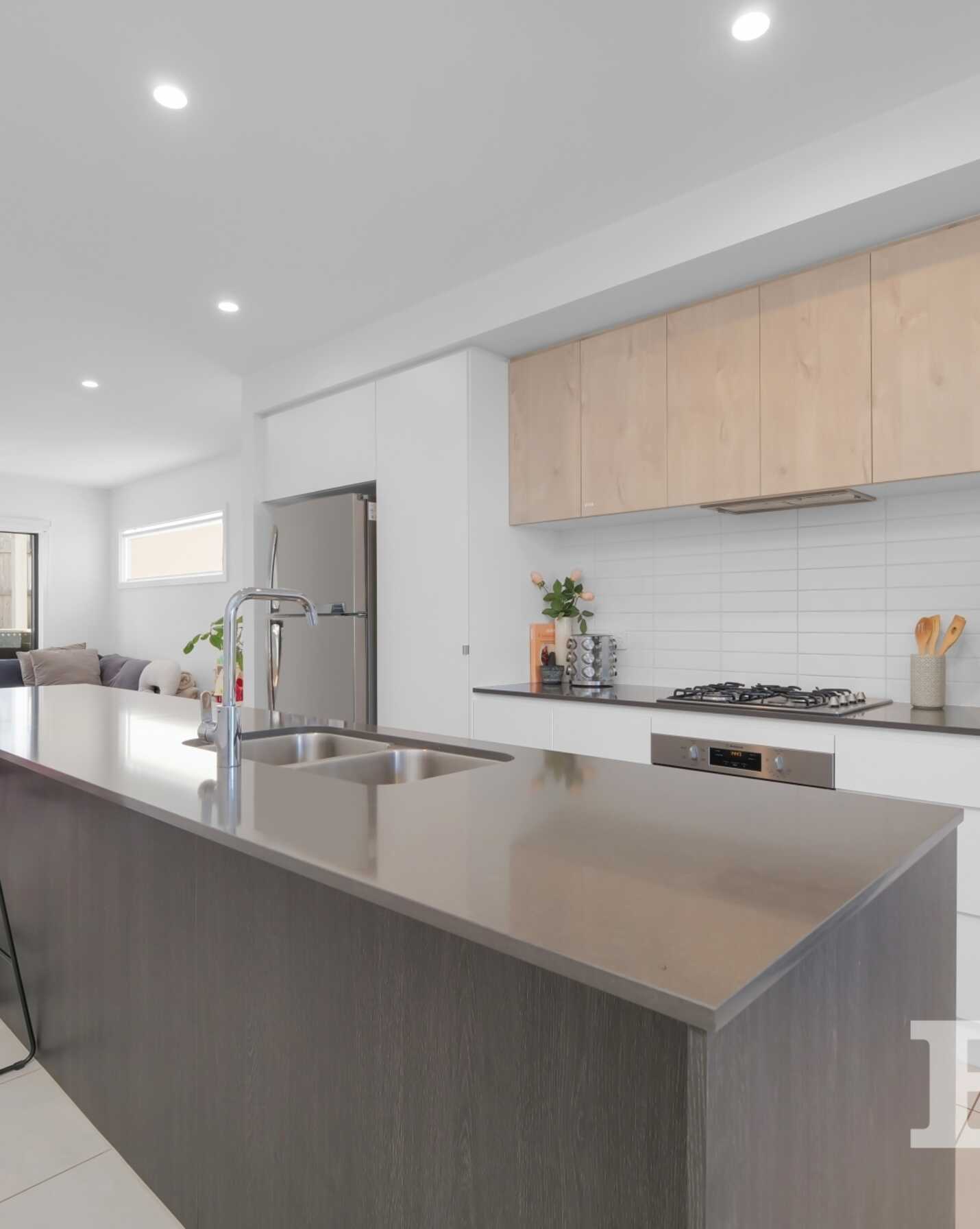 31 Hinton Loop Oran Park, Park - Thumbnail 4